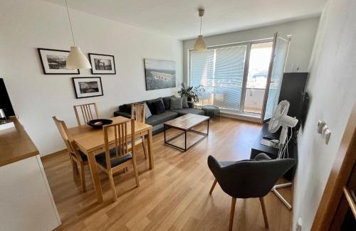 Banska Bystrica Apartment | BL City View Apartment, 24hr Self Check-in, Free Private Parking, Panoramic View from Balcony, 5-minute walk to City Centre