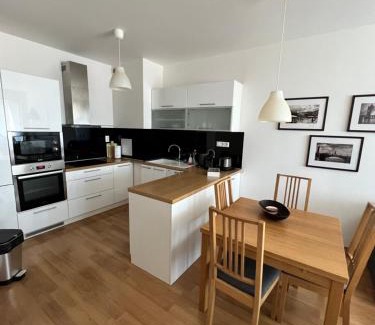 Banska Bystrica Apartment | BL City View Apartment, 24hr Self Check-in, Free Private Parking, Panoramic View from Balcony, 5-minute walk to City Centre