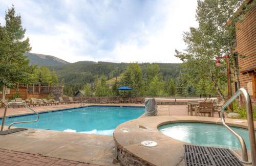 River Run Apartment | Black Bear 8046