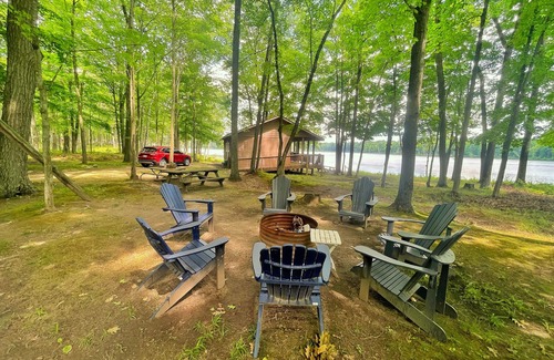 Lupton Cabin | Black Bear Lodge with Lake View
