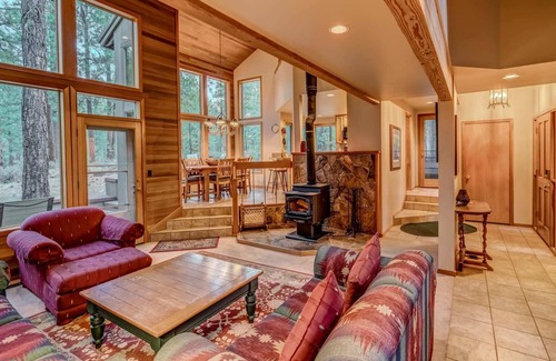 Black Butte Ranch House | Black Butte Ranch Rock Ridge 009