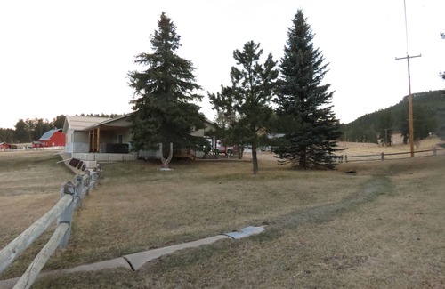 Nemo House | Black Hills MOJO, come and enjoy the beautiful Nemo area in the Northern Hills.
