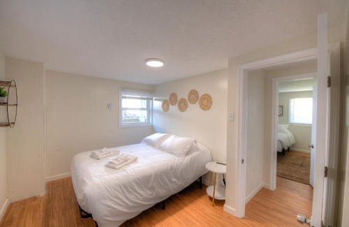 Farmview - Ramble House | Blacksburg- Minutes to VT's campus