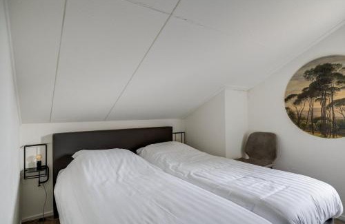 Zwiggelte House | Bladkoning I Trendy Huisje met Openhaard
