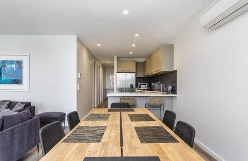 Blairgowrie Apartment | Blairgowrie Apartment 1 - Newly renovated apartment across the road from Blairgowrie Foreshore.