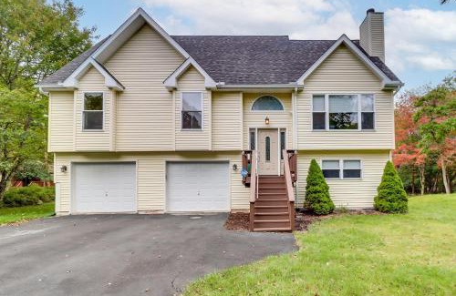 Briar Crest Woods House | Blakeslee Home with Game Room - 5 Mi to Skiing!
