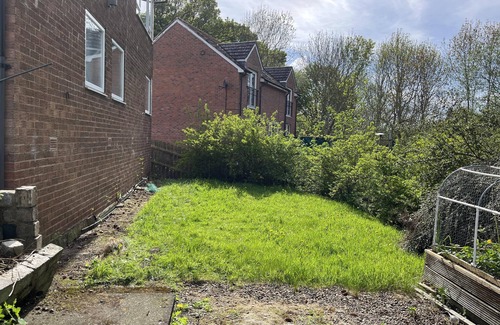 Blaydon on Tyne House | BlaydonBurn - Sleeps 6 - Parking - Garden - HotTub