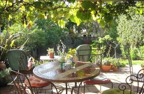 Laguna Beach Cottage | Blessing Cottage: A Vintage Cottage 2 blocks from the beach