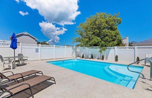 North Cape May House | Blessings on the Bay! Oceanfront Home with Heated Pool!