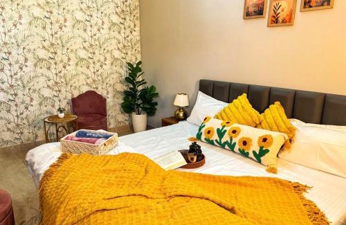 Sector 39 Apartment | Bliss Nook - Cozy & Serene Stay Near Medanta Hospital