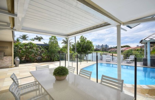 Mermaid Waters House | Bliss On The Water