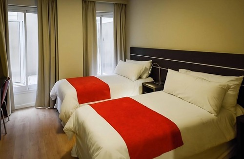 El Centro Hotel | Blissful Getaway! Comfortable Accommodation, Steps Away from Palacio Barolo