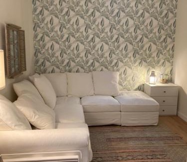 Sintra Ski Chalet | Bloom Cottage II