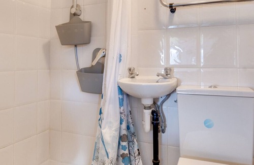 Worton House | Bloomers Bothy - One Bedroom House, Sleeps 2