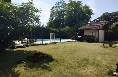 Malabat House | Blousson, long farmhouse in the Gers