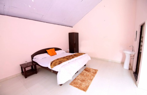 Gurugram Hotel | Blowsom Farms