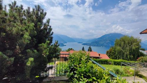 Perledo House | Blu dipinto di blu - Como Lake View - Perledo