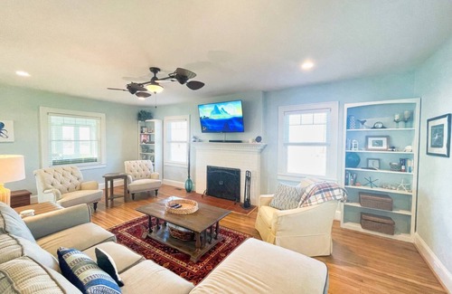 Sea Cottage Addition House | Blue Bay - Chesapeake Properties