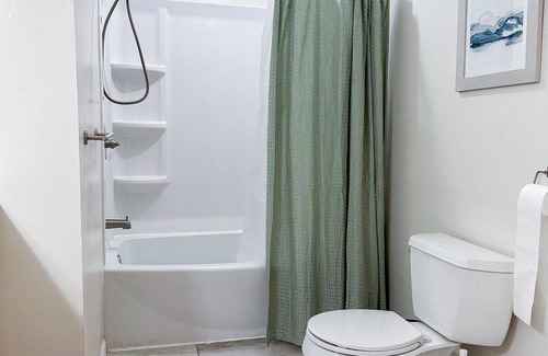 St. Robert House | Blue bird inn-mins from FLW