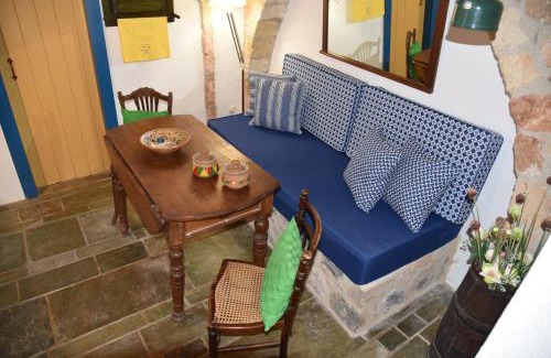 Monemvasia Apartment | Blue Door (in the castle of Monembasia)