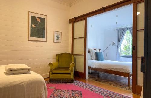 Tenterfield House | Blue Duck Cottage Village Comfort with Fireplace