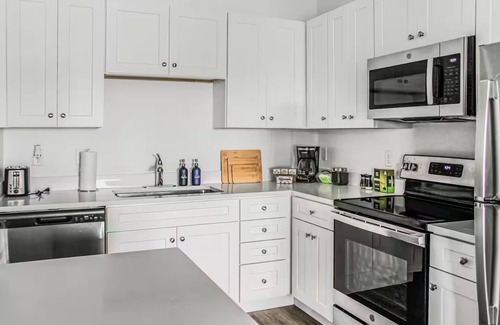 Kissimmee Apartment | Blue Haven Cozy 1BR Boho 15 MIN from Kissimmee Main Street 25 Min Old Town