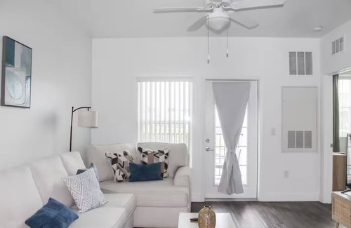 Kissimmee Apartment | Blue Haven Cozy 1BR Boho 15 MIN from Kissimmee Main Street 25 Min Old Town