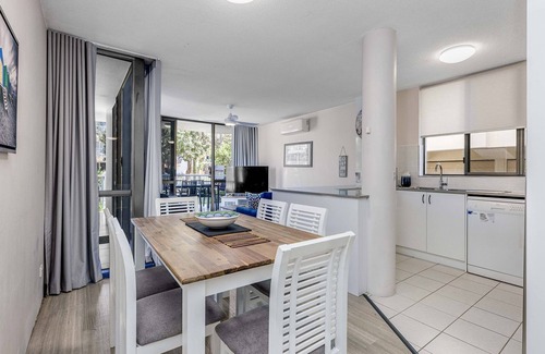 Caloundra Apartment | Blue Horizon Unit 1 Bulcock Beach QLD