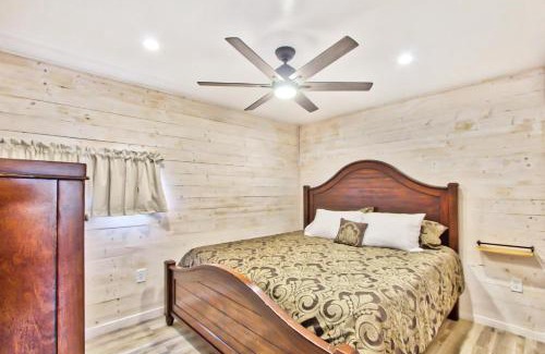 Blanco House | Blue Jay Getaway