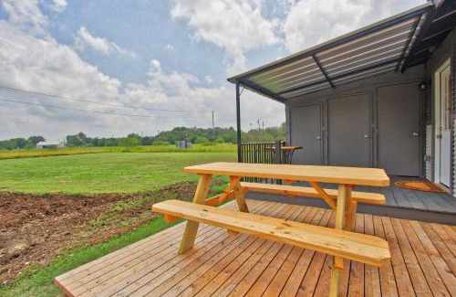 Blanco House | Blue Jay Getaway