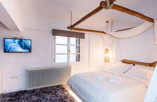Arachova House | Blue Mountain Guesthouse "Gaias”