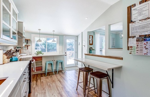 Historic Old Town House | Blue Pearl, Your Tranquil Oasis