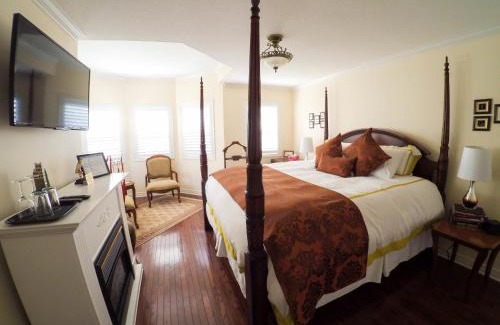 Historic Old Town Bed & Breakfast | Blue Skies Bed & Breakfast