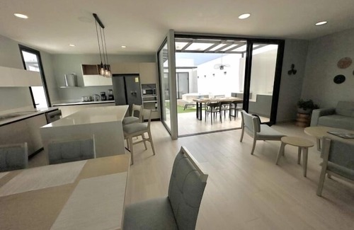 Punta Blanca Villa | Blue Villa v4 in Punta Blanca · 3 bedrooms · 7 beds · 3 baths