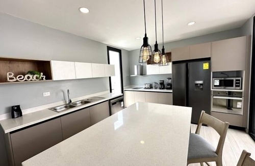 Punta Blanca Villa | Blue Villa v4 in Punta Blanca · 3 bedrooms · 7 beds · 3 baths