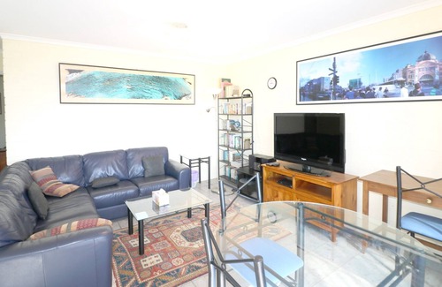 Eden Apartment | Blue Waters Unit 4 - 2+ nights