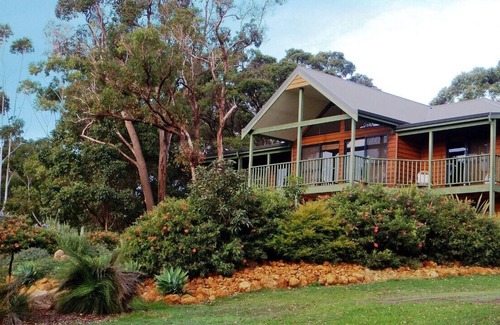 Quedjinup Bed & Breakfast | Blue Wren - Birdsong Bed & Breakfast