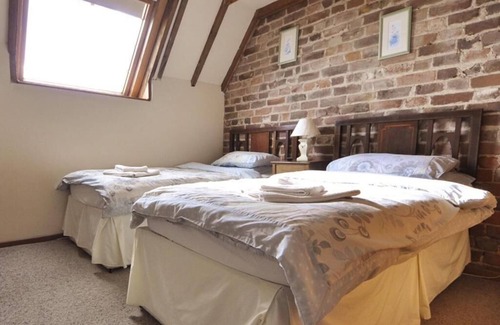 Upton Snodsbury Bed & Breakfast | Bluebell Farm