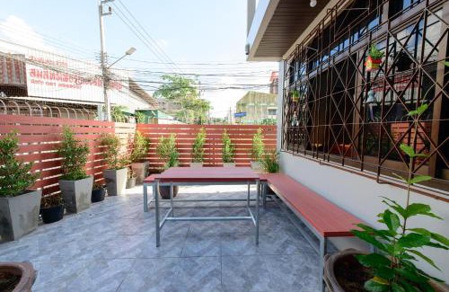 Hat Yai House | Bluebell House Hatyai - Cosy 3 bedrooms for 10 pax - 9 mins drive to Lee Grd