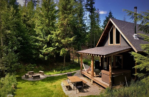 Salmon Arm Ski Chalet | Bluebird Chalet- Chalet Two