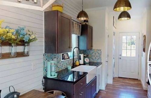 Lake Monticello Cottage | Bluebird Cottage A: Near Charlottesville, Wineries: Firepit, Patio, Dogs OK