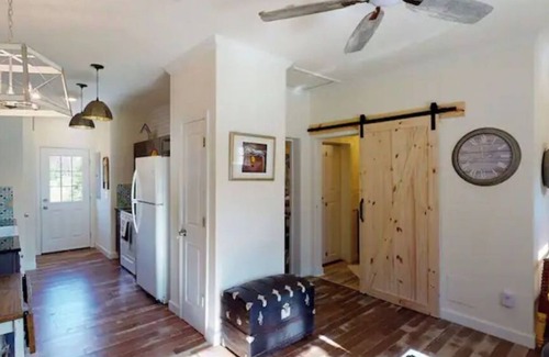 Lake Monticello Cottage | Bluebird Cottage A: Near Charlottesville, Wineries: Firepit, Patio, Dogs OK