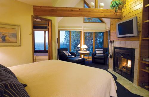 Tofte Resort | Bluefin Bay on Lake Superior