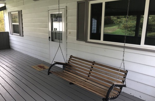 Kenton House | Bluegrass Blessing - Rural house central to Ark, Creation Museum, Cincy