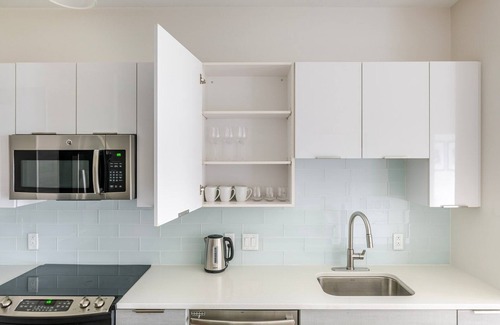 Assembly Square Apartment | Blueground | Assembly Square, pool, nr Mystic River