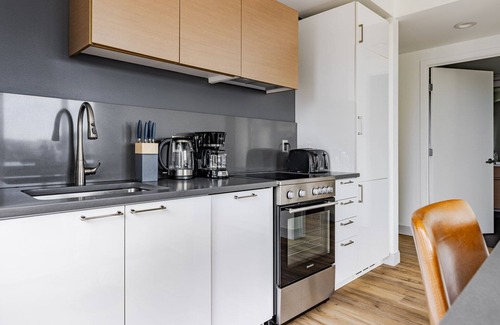 West Fens Apartment | Blueground | Fenway, gym & w/d, nr museums