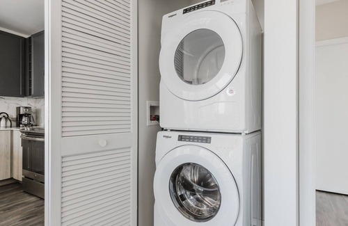 Hyde Park Apartment | Blueground | Hyde Park, AC, w/d, nr museum