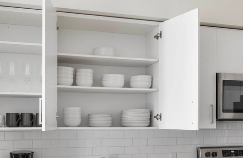 Hayward Apartment | Blueground | North Hayward, pool, nr Hayward Park