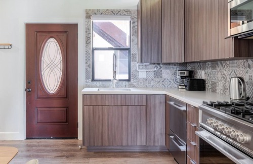 Crescent Park Apartment | Blueground | Palo Alto, AC, w/d, nr art center
