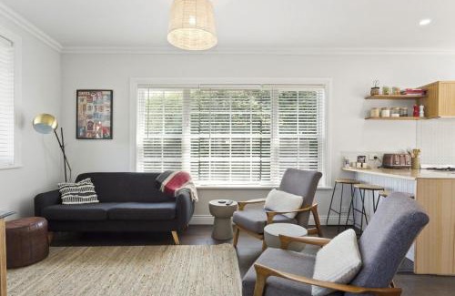 Launceston CBD House | Bluestone Cottage Launceston
